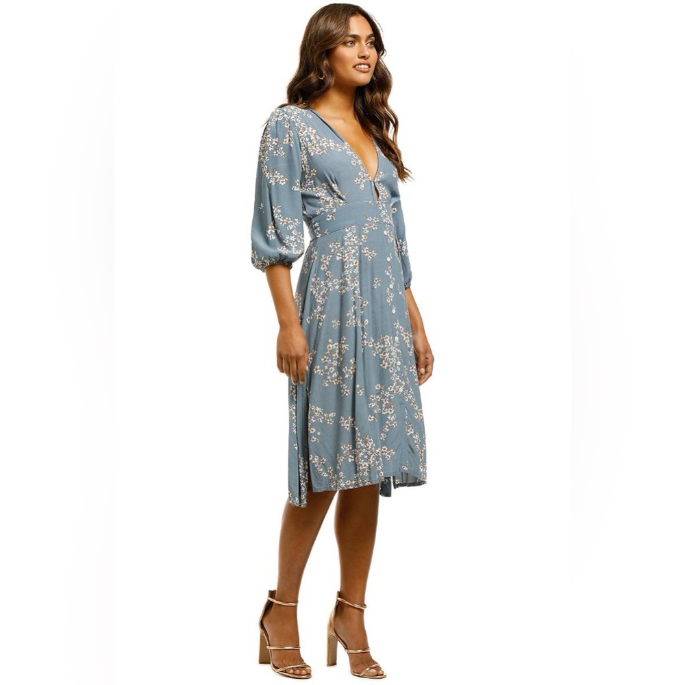 Faithfull the Brand Blue Floral Midi Dress
